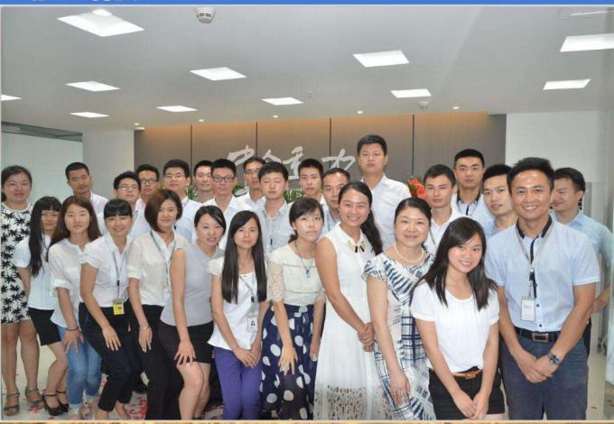 PCE nhanh chóng đông kết Phụ gia chống thấm nước với khả năng hòa tan tuyệt vời 8